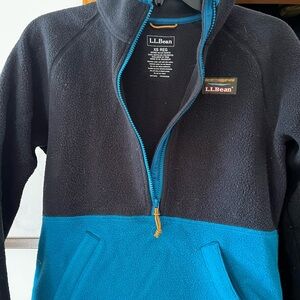 LL Bean Black and Blue Fleece Pullover